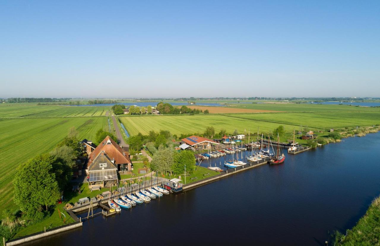Boornzwaag over de WielenRufus Aan Het Water住宿加早餐旅馆 外观 照片